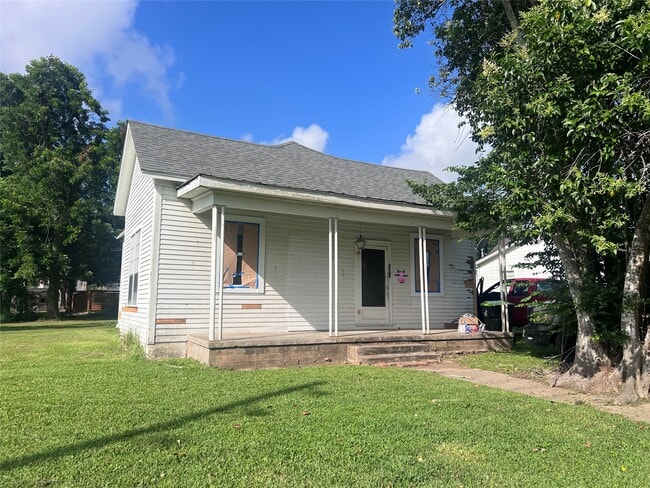 Photo - 501 W Caney St