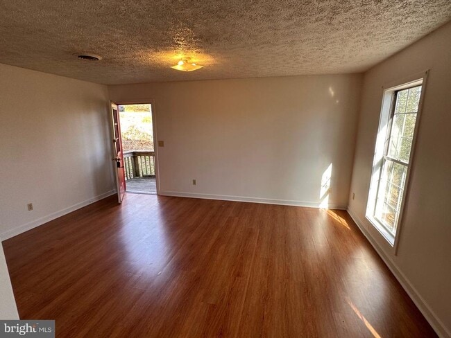 Photo - 30 Westridge Dr Unit B