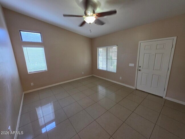 Photo - 34 E Nolana Pl