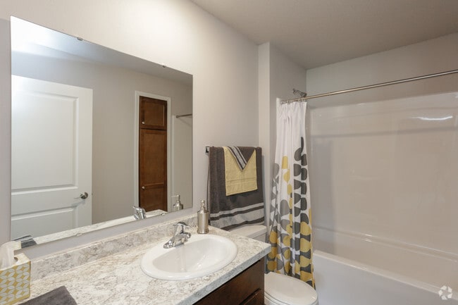 2BR, 2BA - 1,050 SF - Dakota Apartments