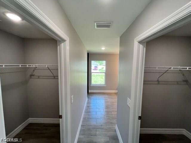 Building Photo - 842 Cervantes St E