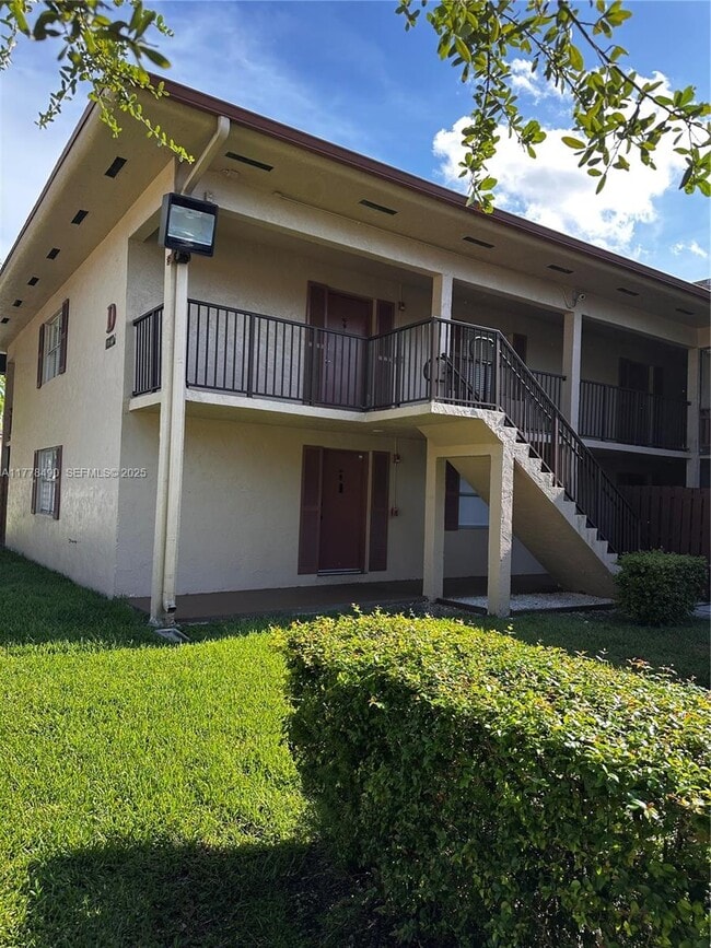 Building Photo - 11229 SW 88th St Unit 209D