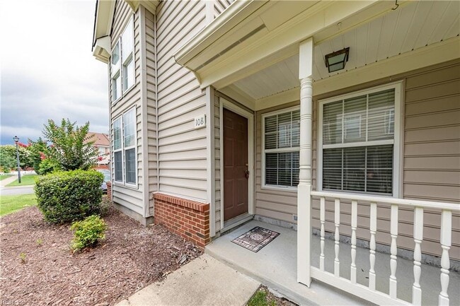 Photo - 108 White Cedar Ln