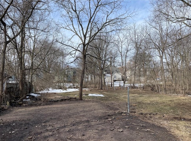 Photo - 4 bed 2 bath near UWEC available June 1st!...
