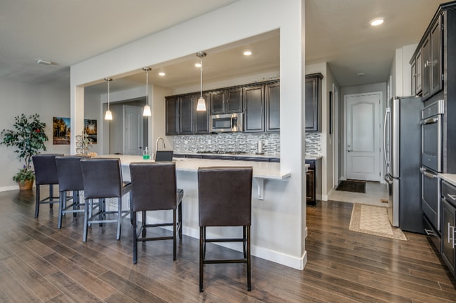 Photo - 7040 Hyland Hills St