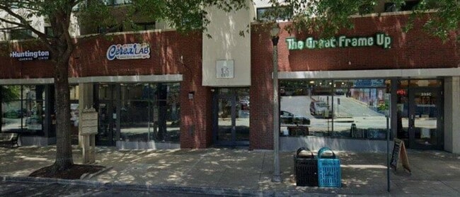 Building Photo - 335 W Ponce de Leon Ave Unit 411 Rental