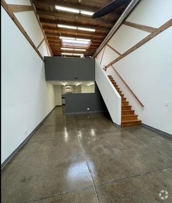 Interior Photo - 805 E. 7th St. Rental
