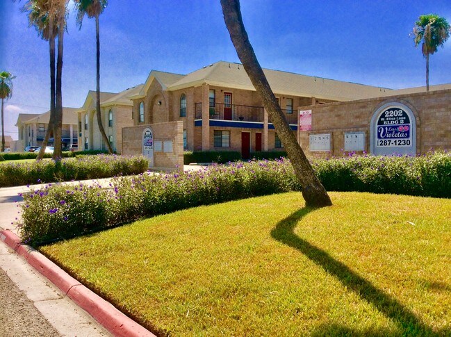 Las Violetas Town Home Apartments