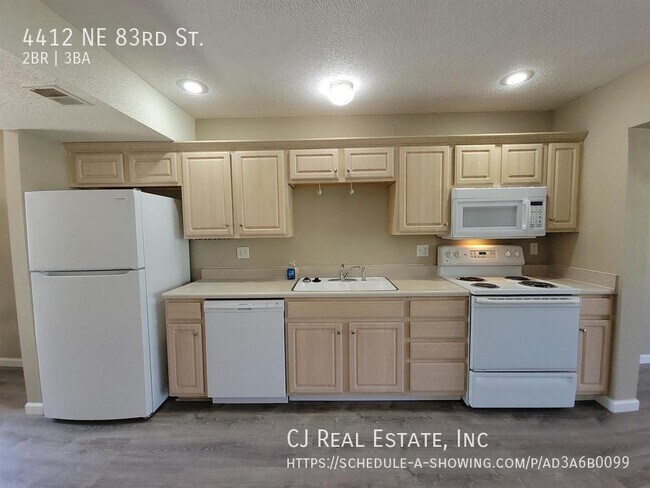 Photo - 4412 NE 83rd St