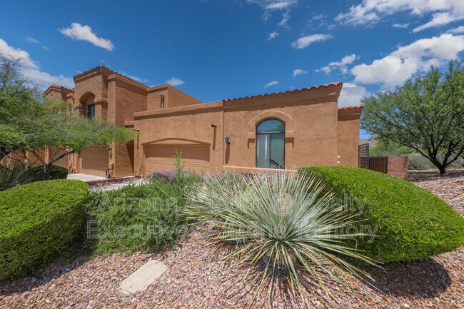 Photo - 665 E Weckl Pl