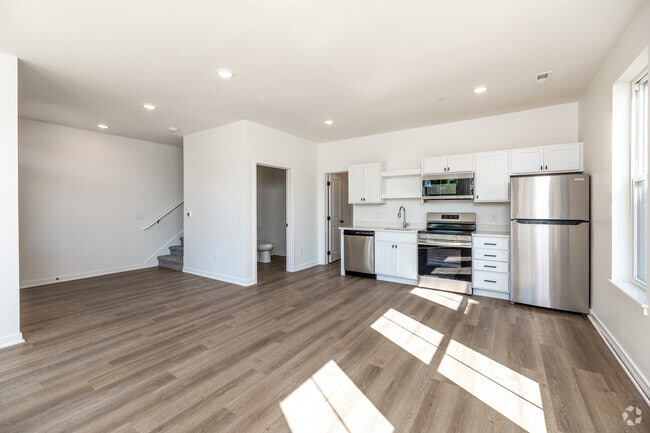 2BR, 1.5BA - 1,088SF - Living Room