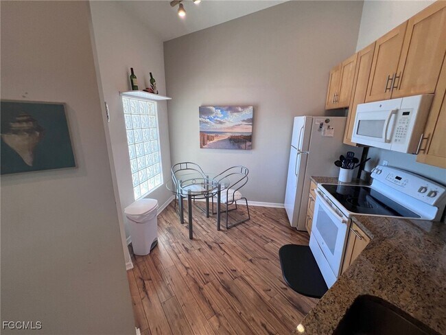 Photo - 12061 Summergate Cir Unidad 204