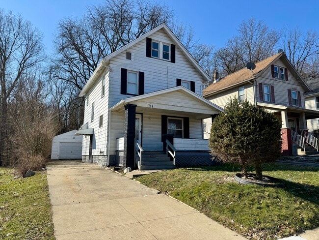 Photo - 768 Bellevue Ave Casa