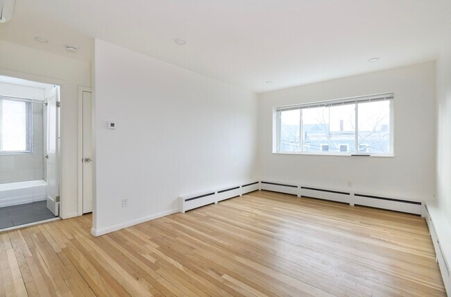 Building Photo - 37 Parker Hill Ave Unit 8C Rental