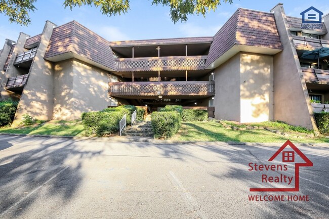 Photo - 915 S Seminole Dr Apartment Unit 15