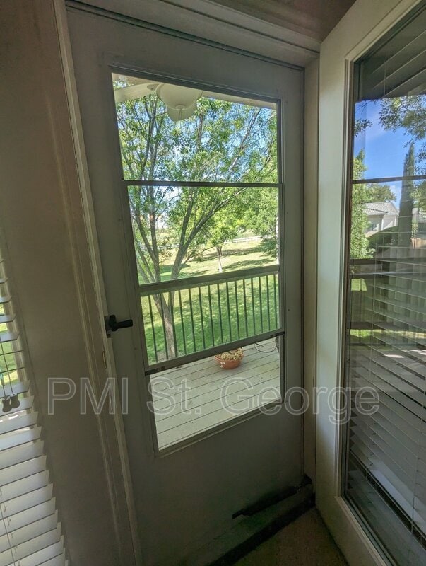 Photo - 149 N Turnbury Ln