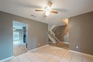 Photo - 2122 Courtshire Ln