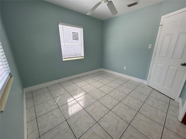 Photo - 2216 Webber St