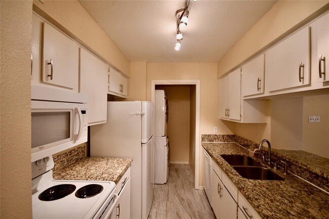 Photo - 1818 Augusta Dr Unidad 4