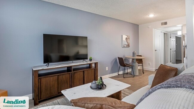 Photo - 8546 N 59th Ave Unidad 217.1411489