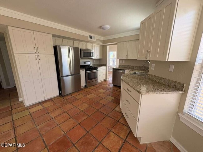 Photo - 1432 Black Ridge Dr