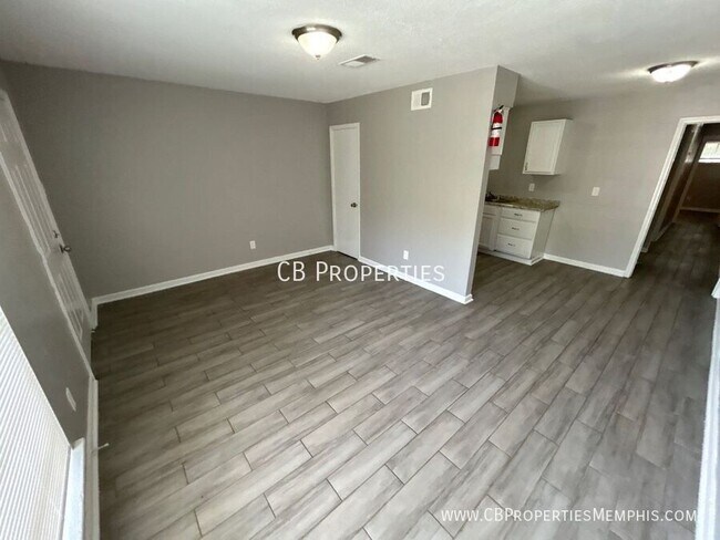 Photo - 3109 Radford Rd