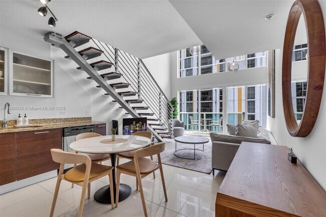 Photo - 41 SE 5th St Unit 1112