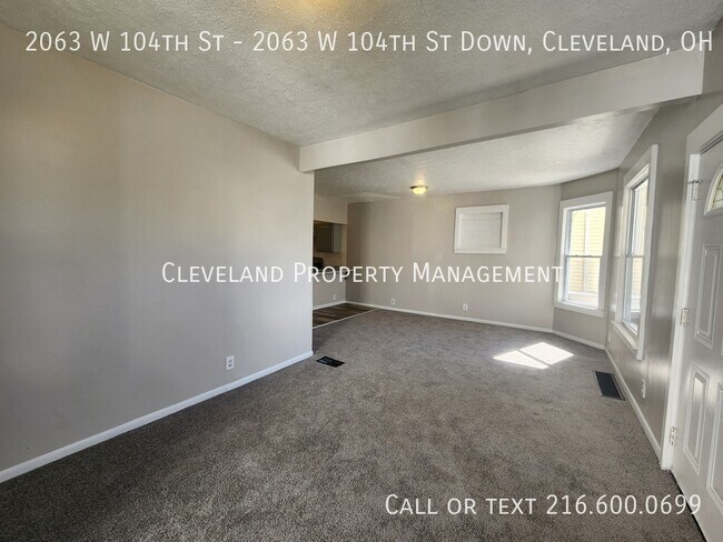 Photo - 2063 W 104th St Unidad 2063 W 104th St Down, Cleveland, OH 44102