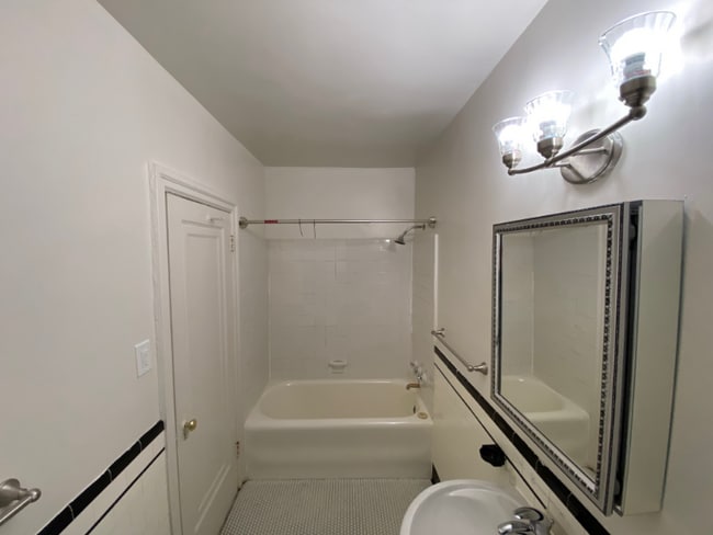 Photo - 1263 W Pratt Blvd