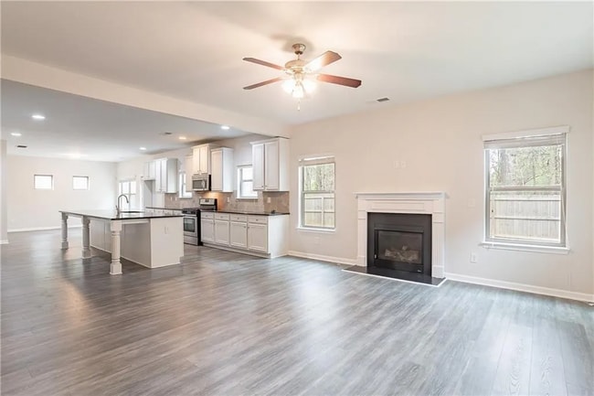 Photo - 3443 Woodshade Dr