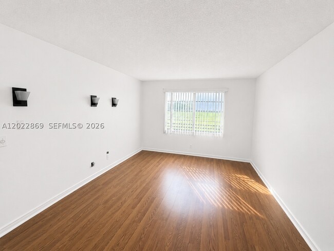 Photo - 1200 SW 125th Ave Unit 208L
