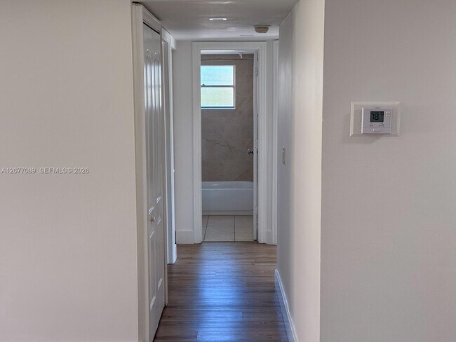 9937 Three Lakes Cir Unit 14d