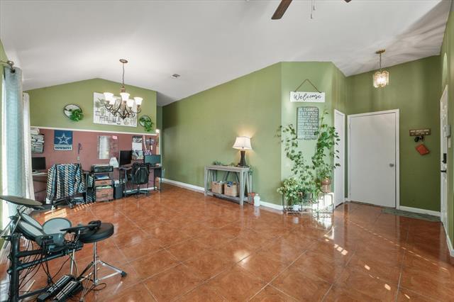 Photo - 836 W Colony Dr