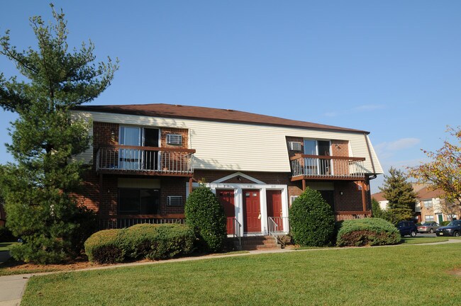 North Brunswick Manor