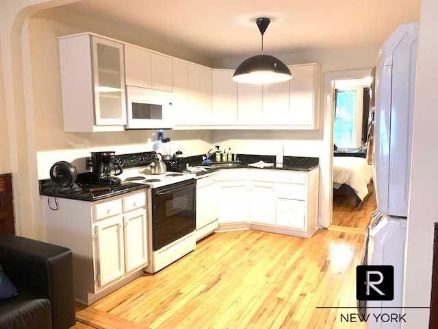 Photo - 591 Jefferson Avenue