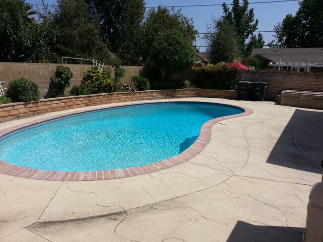 Photo - 1342 E Maple Ave