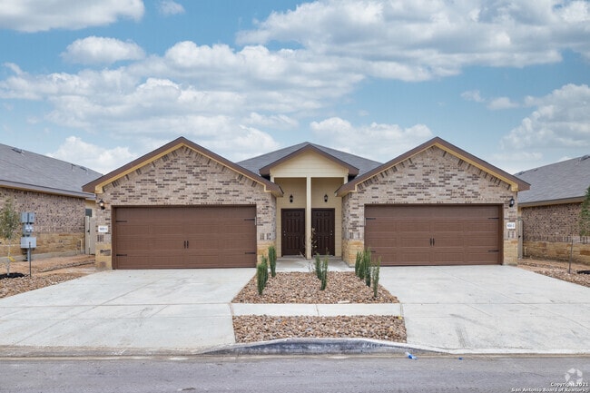 Building Photo - 9211 Canyon Bnd Rental
