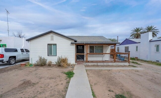 Building Photo - Remodeled 3 bed 2 bath home in Coolidge!
