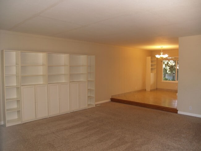 Photo - RENT WILL BE $3950 THROUGH MAY 2026!