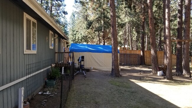 Photo - VIDEOTOUR: Awesome Location! Beautiful Ponderosa Pines, Minutes To Bend! PETS WELCOME