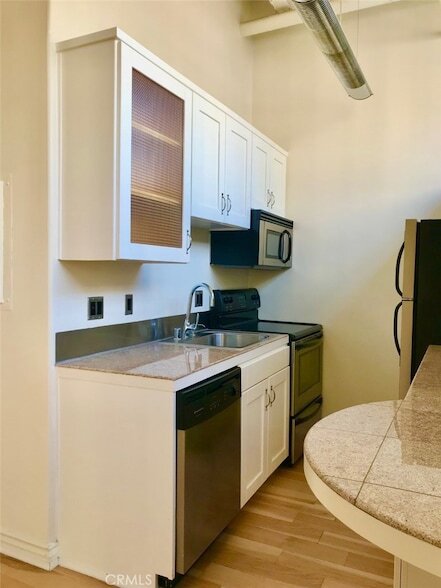 Photo - 312 W 5th St Unit 926