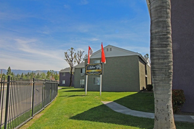 Arbor Apartments