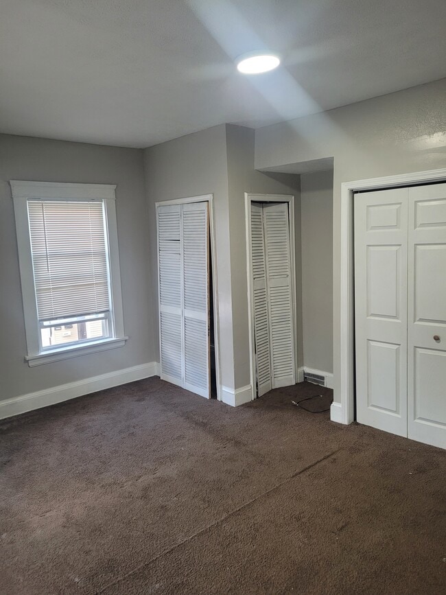 Dormitorio - 9703 Denison Ave Unidad East