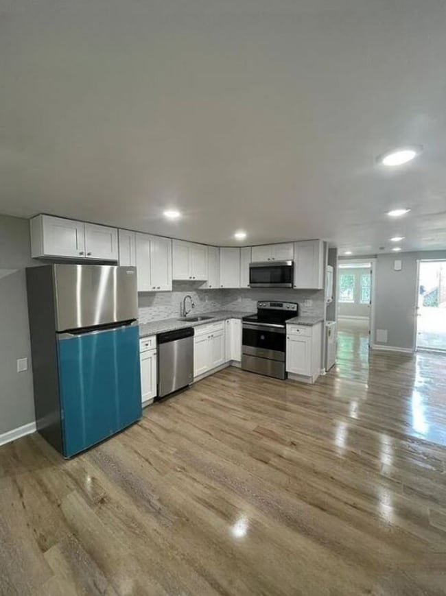 Photo - 1309 W Wingohocking St Unit B