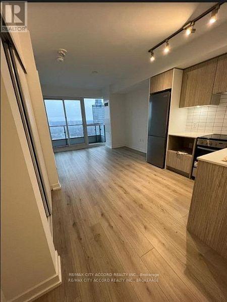 Photo - 395 Bloor St E Unit 2310