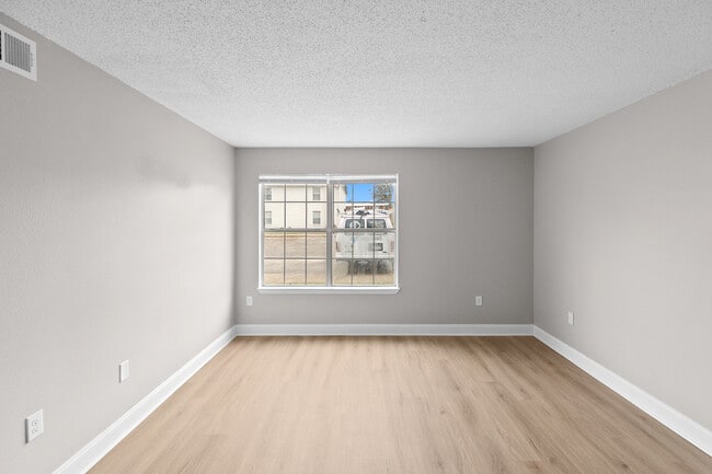 Photo - Coventry Gardens Apartments