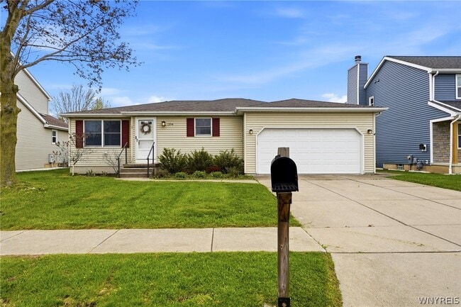 Photo - 294 Summit Blvd