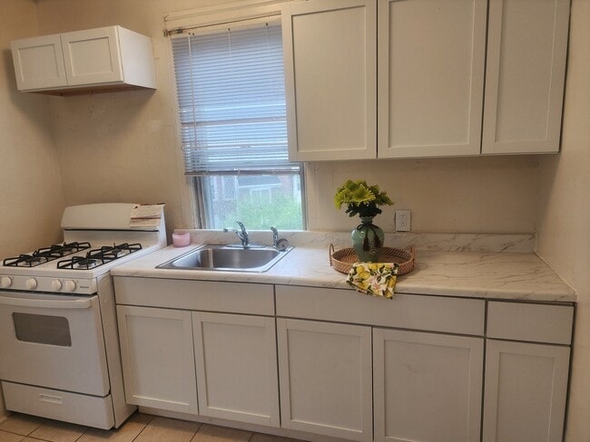 Photo - 2115 Stenton Ave Unit 2