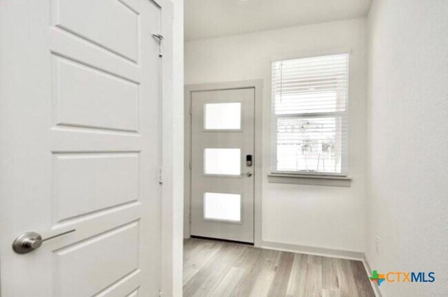 Photo - 1861 Bonham Ln