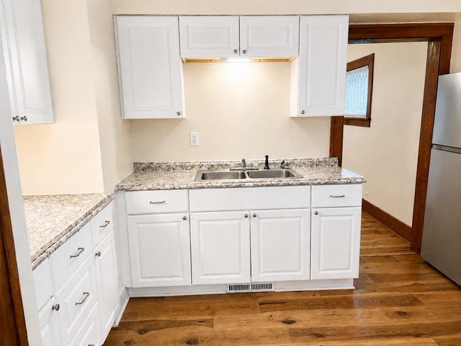 3908 W Mineral Point Rd